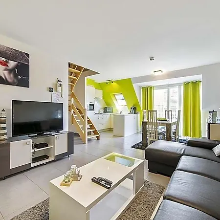 Duplex Located In The Market Square Apartment *