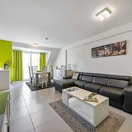 Duplex Located In The Market Square